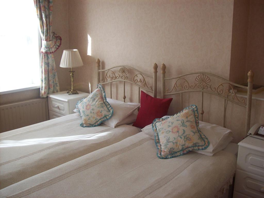 The Revere Hotel Saint Helier Jersey Pokoj fotografie